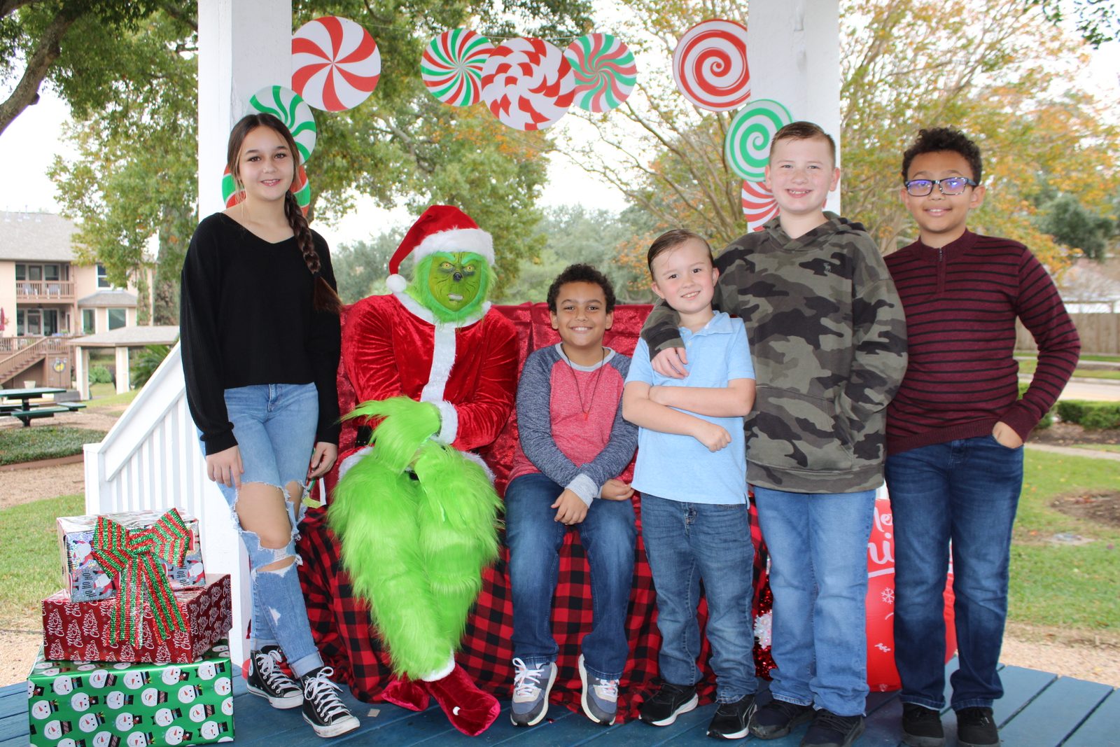 The Grinch in the Park at Lake Cove — 2023 event photo