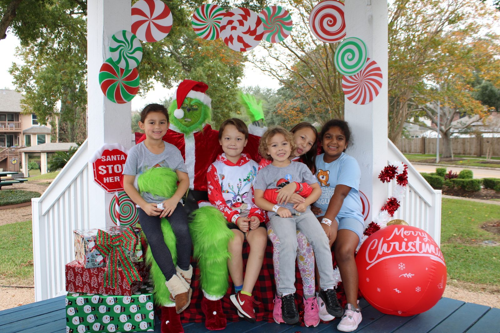 The Grinch in the Park at Lake Cove — 2023 event photo