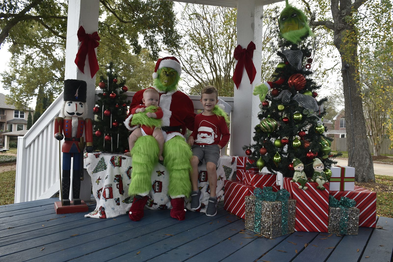 The Grinch in Lake Cove — 2022 event photo